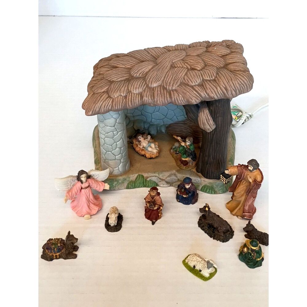 Vintage Porcelain Light Up Nativity Scene 12 Piece Hand Painted Creche Stable